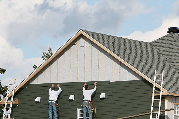 Professional Emergency Siding Repair technician working in Beachwood, NJ